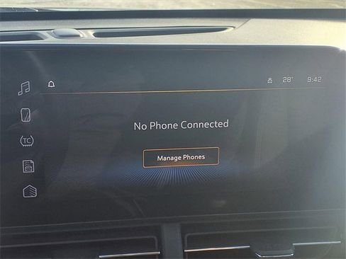 Used 2025 Chevrolet Trax LT w/ LT Convenience Package image 50