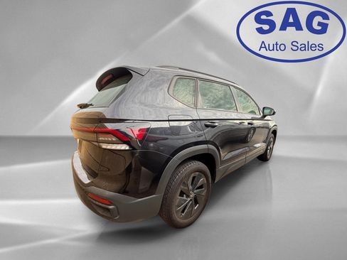 Used 2025 Volkswagen Taos S FWD image 3