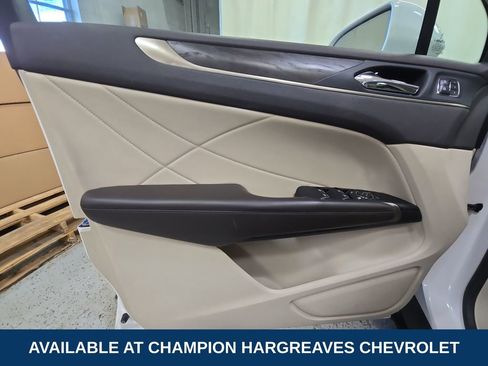 Used 2018 Lincoln MKC Reserve w/ Lincoln MKC Climate Package image 30