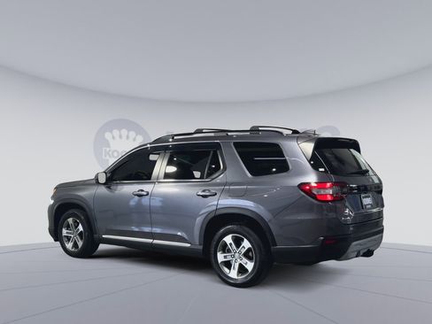 Used 2023 Honda Pilot EX-L image 8