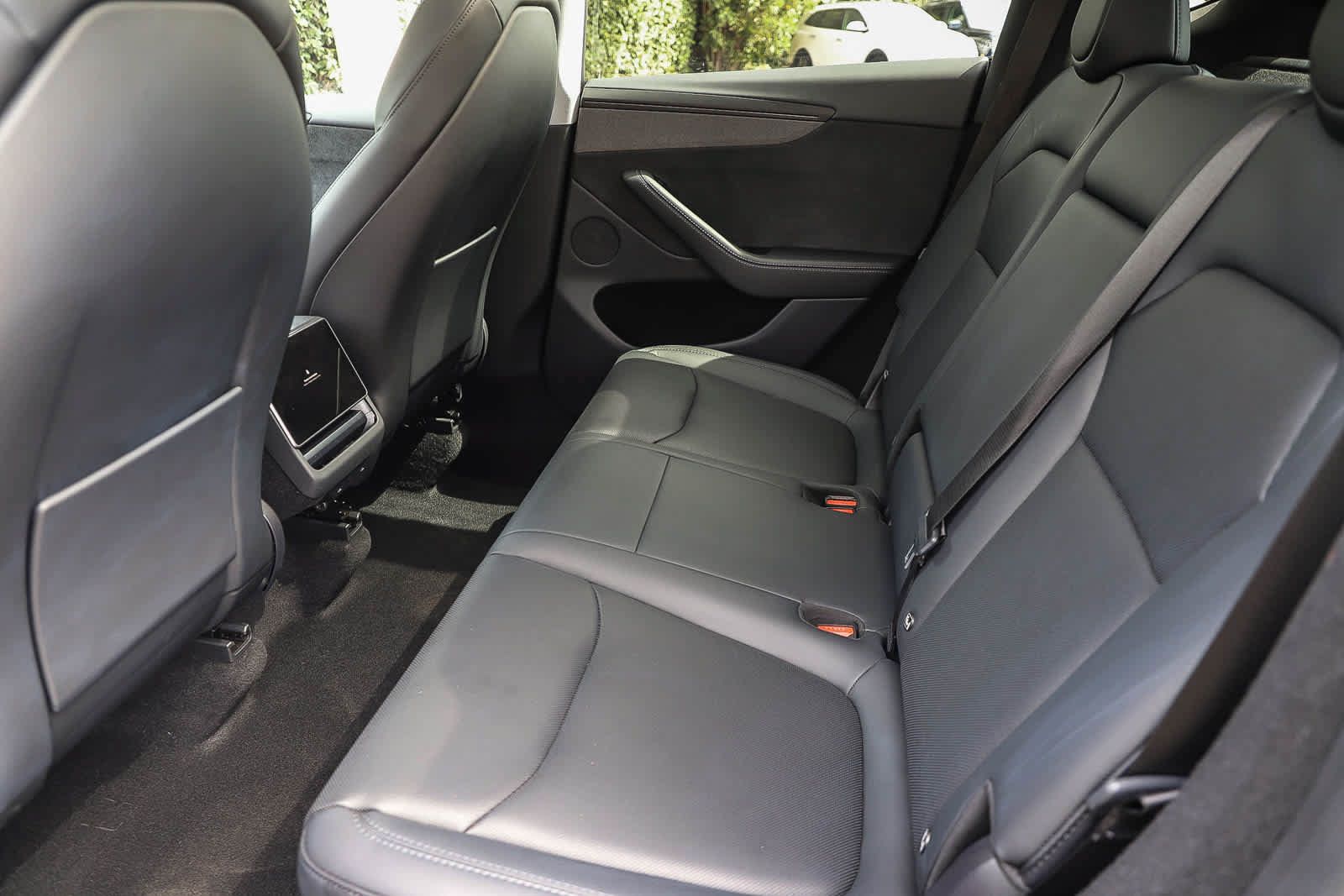 Used 2026 Tesla Model Y 2WD image 17