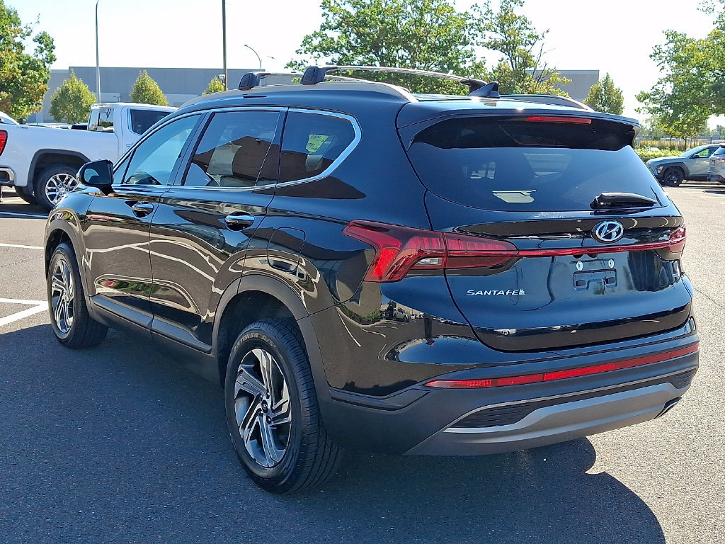 Certified 2023 Hyundai Santa Fe SEL AWD/4WD image 5