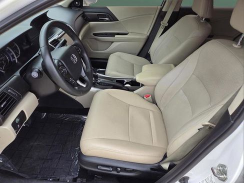 Used 2015 Honda Accord EX-L image 16