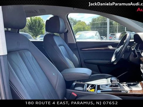 Used 2018 Audi Q5 2.0T w/ Premium Plus Package AWD/4WD image 7