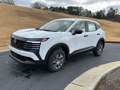 New 2026 Nissan Kicks S