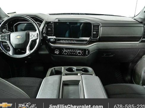 Certified 2022 Chevrolet Silverado 1500 LT AWD/4WD image 18