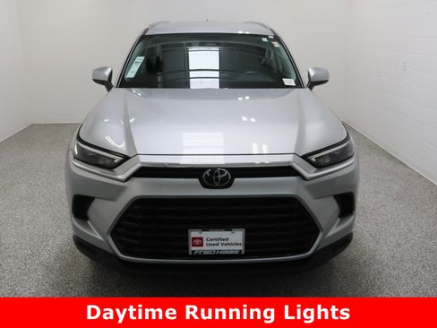 Used 2025 Toyota Grand Highlander FWD image 3