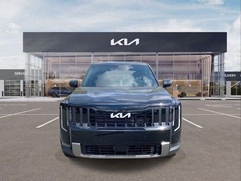 New 2027 Kia Telluride LX FWD image 3