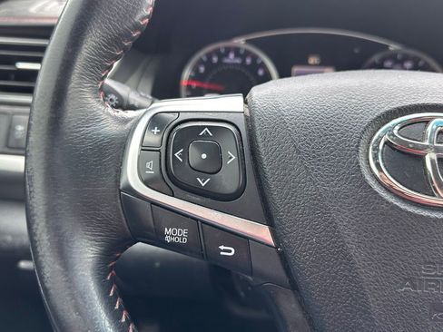 Used 2015 Toyota Camry SE image 27