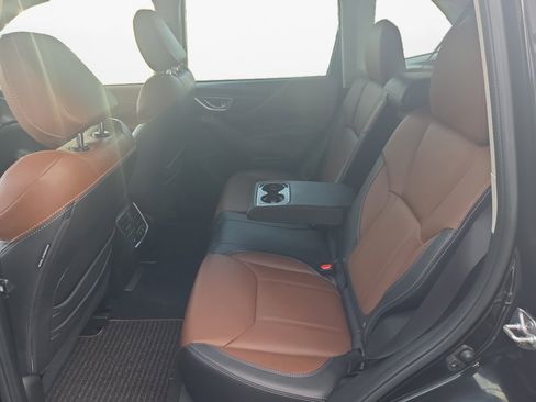 Used 2023 Subaru Forester Touring image 16