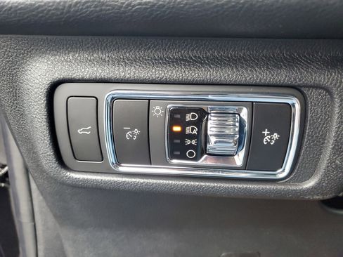 New 2026 Lincoln Corsair Premiere image 14