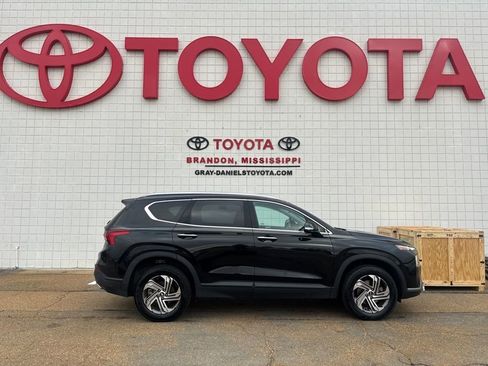 Used 2023 Hyundai Santa Fe SEL image 4