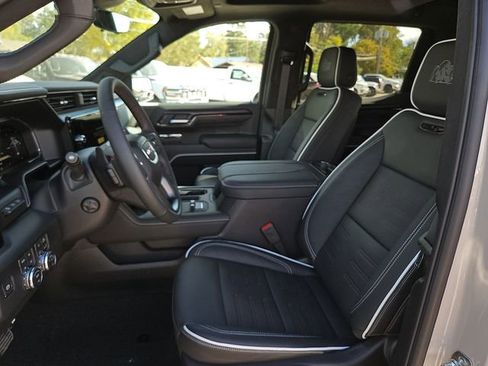 New 2026 GMC Sierra 1500 AT4X w/ AT4X AEV Edition image 13