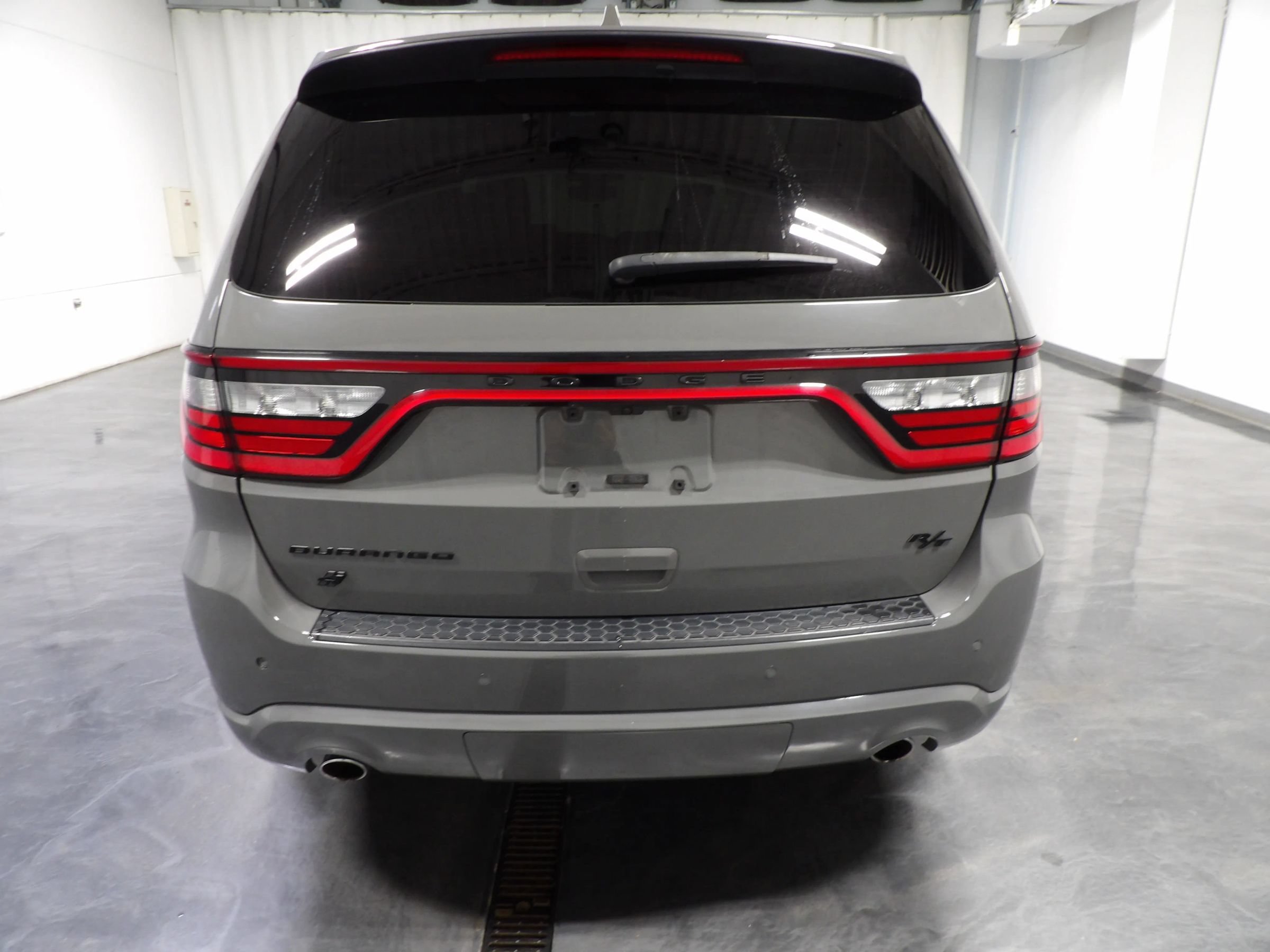 Used 2022 Dodge Durango R/T w/ Blacktop Package AWD/4WD image 8