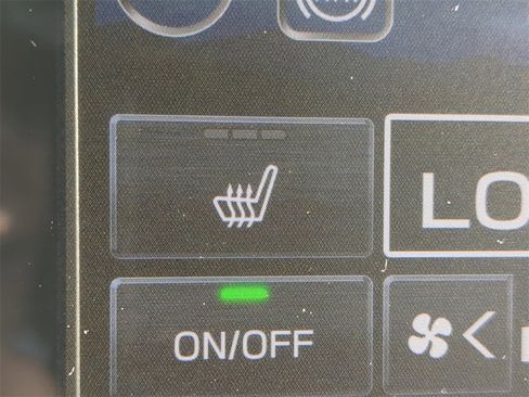 Certified 2025 Subaru Ascent Premium image 23