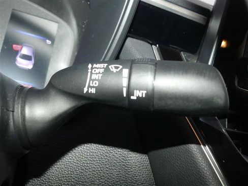Used 2022 Toyota Corolla SE FWD image 34