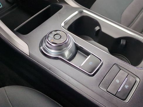 Used 2020 Ford Fusion SE image 33