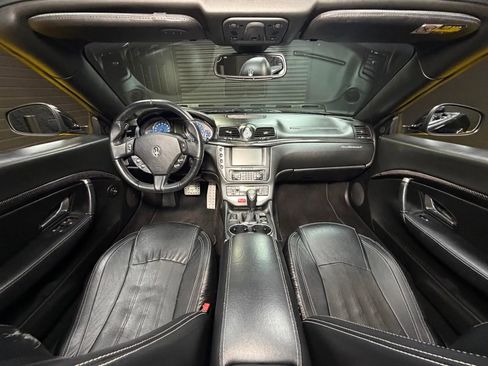 Used 2013 Maserati GranTurismo Convertible RWD image 21