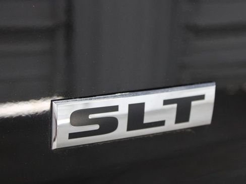 Used 2024 RAM 1500 Classic SLT image 23