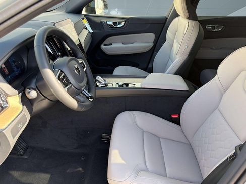 New 2026 Volvo XC60 B5 Plus w/ Climate Package AWD/4WD image 5