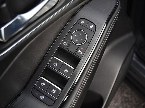 New 2026 Nissan Rogue Platinum w/ Platinum Premium Package image 9