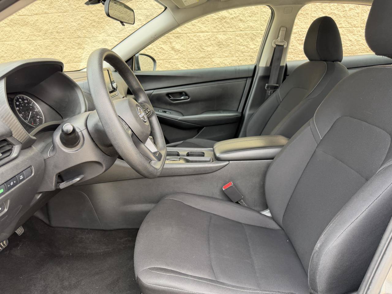 Used 2024 Nissan Sentra S FWD image 4