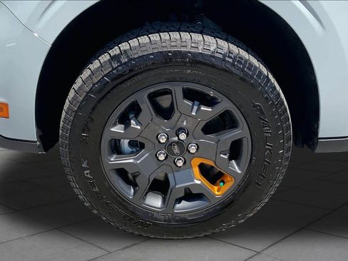 Certified 2024 Ford Maverick Tremor w/ Tremor Off-Road Package AWD/4WD image 11