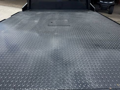 Used 2017 Ford F350 XL w/ Power Equipment Group AWD/4WD image 10