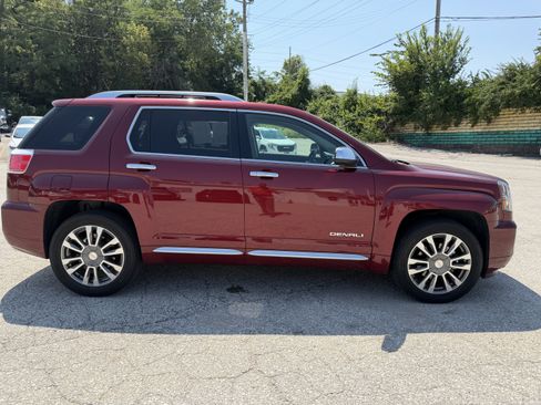 Used 2017 GMC Terrain Denali AWD/4WD image 8
