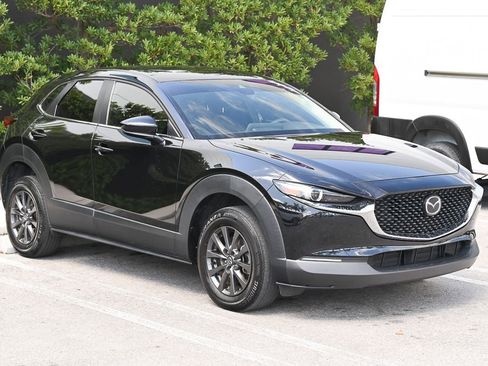 Certified 2023 MAZDA CX-30 AWD 2.5 S image 3