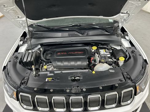 Used 2022 Jeep Compass Limited AWD/4WD image 23