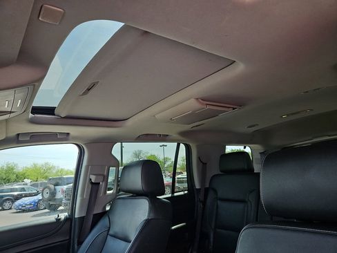 Used 2020 GMC Yukon SLT w/ Open Road Package image 19