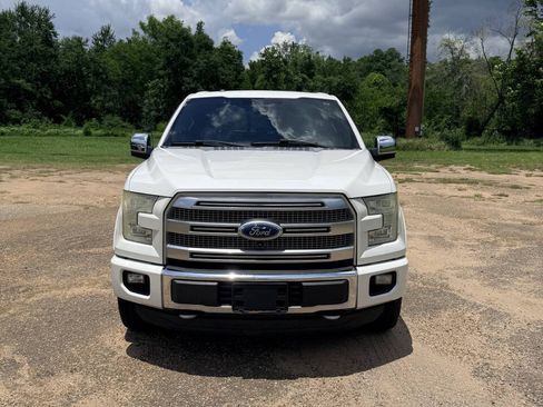 Used 2015 Ford F150 Platinum w/ Equipment Group 701A Luxury AWD/4WD image 9