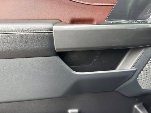 Used 2023 Ford F150 Lariat image 12