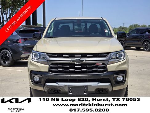 Used 2022 Chevrolet Colorado Z71 AWD/4WD image 11