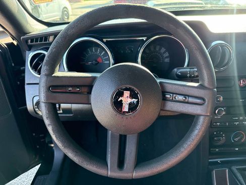 Used 2008 Ford Mustang GT RWD image 16