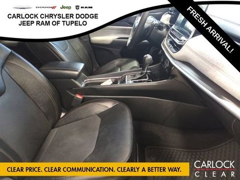 Used 2023 Jeep Compass Latitude AWD/4WD image 22