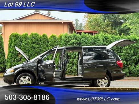 Used 2005 Dodge Grand Caravan SXT image 20