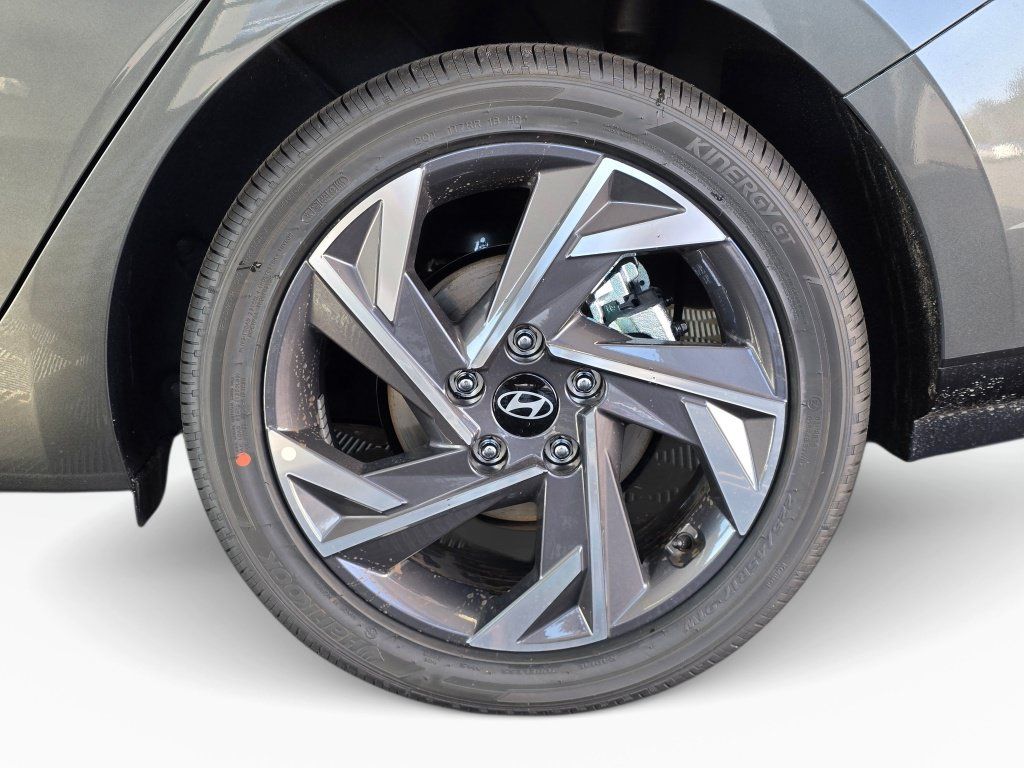 New 2026 Hyundai Elantra Limited FWD image 12