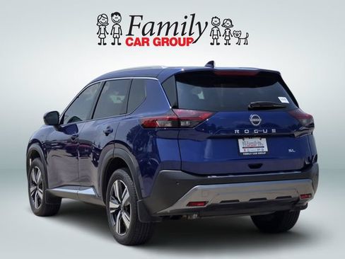 Used 2022 Nissan Rogue SL w/ SL Premium Package FWD image 3