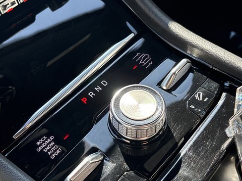 Used 2022 Jeep Grand Cherokee L Overland image 26