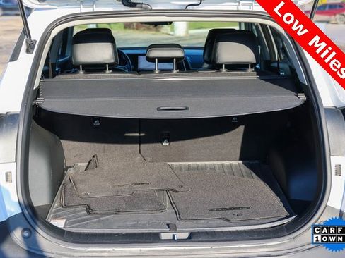 Used 2024 Kia Sportage EX image 8