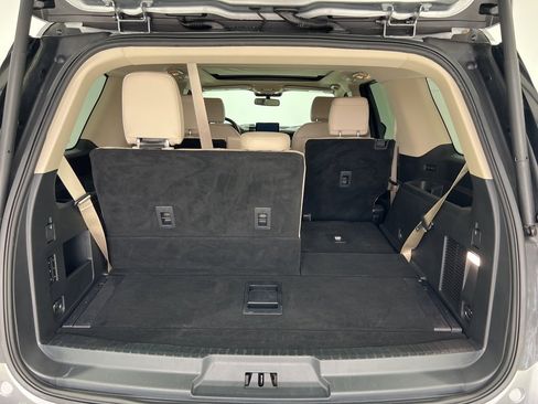 Used 2023 Ford Expedition Platinum image 24
