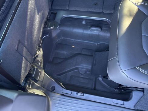 New 2026 Chrysler Pacifica Select image 33