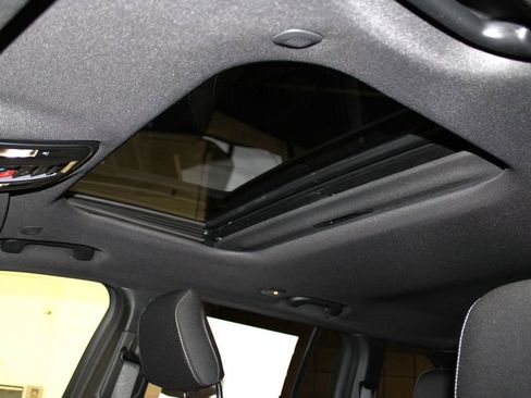 New 2025 Jeep Grand Cherokee Laredo X w/ Luxury Tech Group I image 24