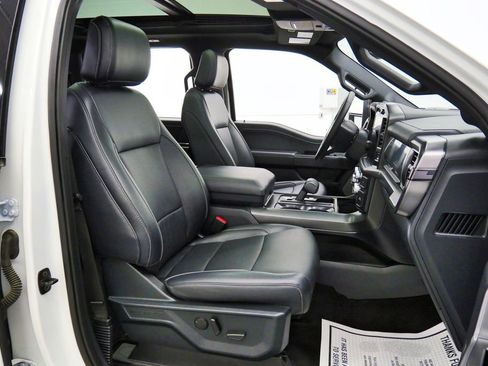 Used 2025 Ford F150 Lariat AWD/4WD image 16