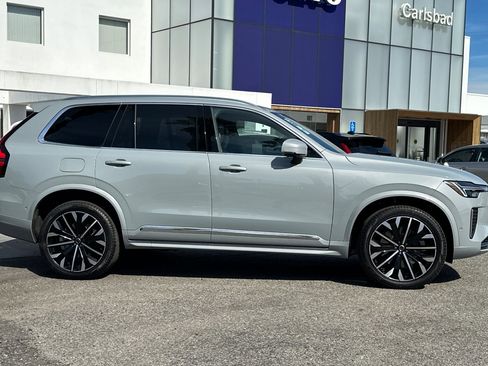 New 2026 Volvo XC90 T8 Plus image 4