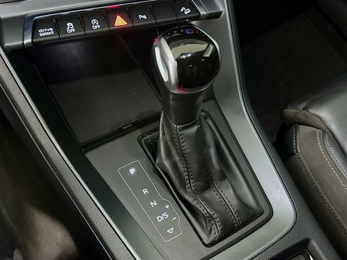 Used 2021 Audi Q3 2.0T Premium w/ Convenience Package image 24