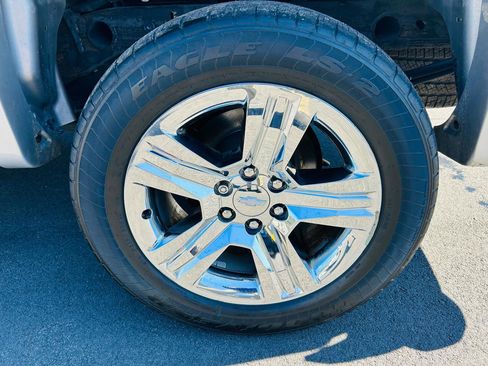 Used 2018 Chevrolet Silverado 1500 Custom w/ Custom Convenience Package image 10