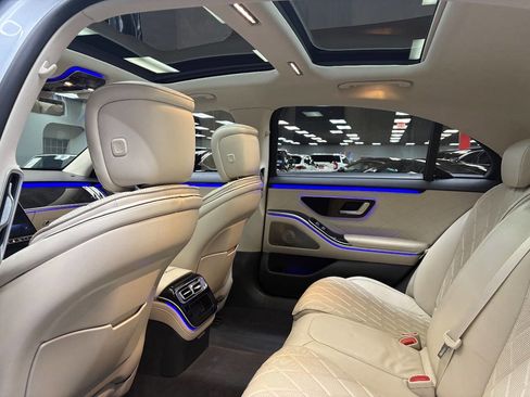 Used 2021 Mercedes-Benz S 580 4MATIC Sedan image 44